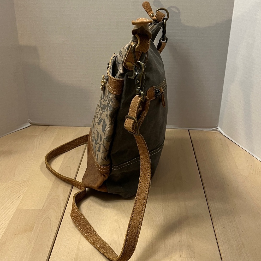 Myra Bag S-1305 Crossbody Leaf Print Canvas Bag w/ Leather Trim & Gold Bike Pin - Picture 2 of 16